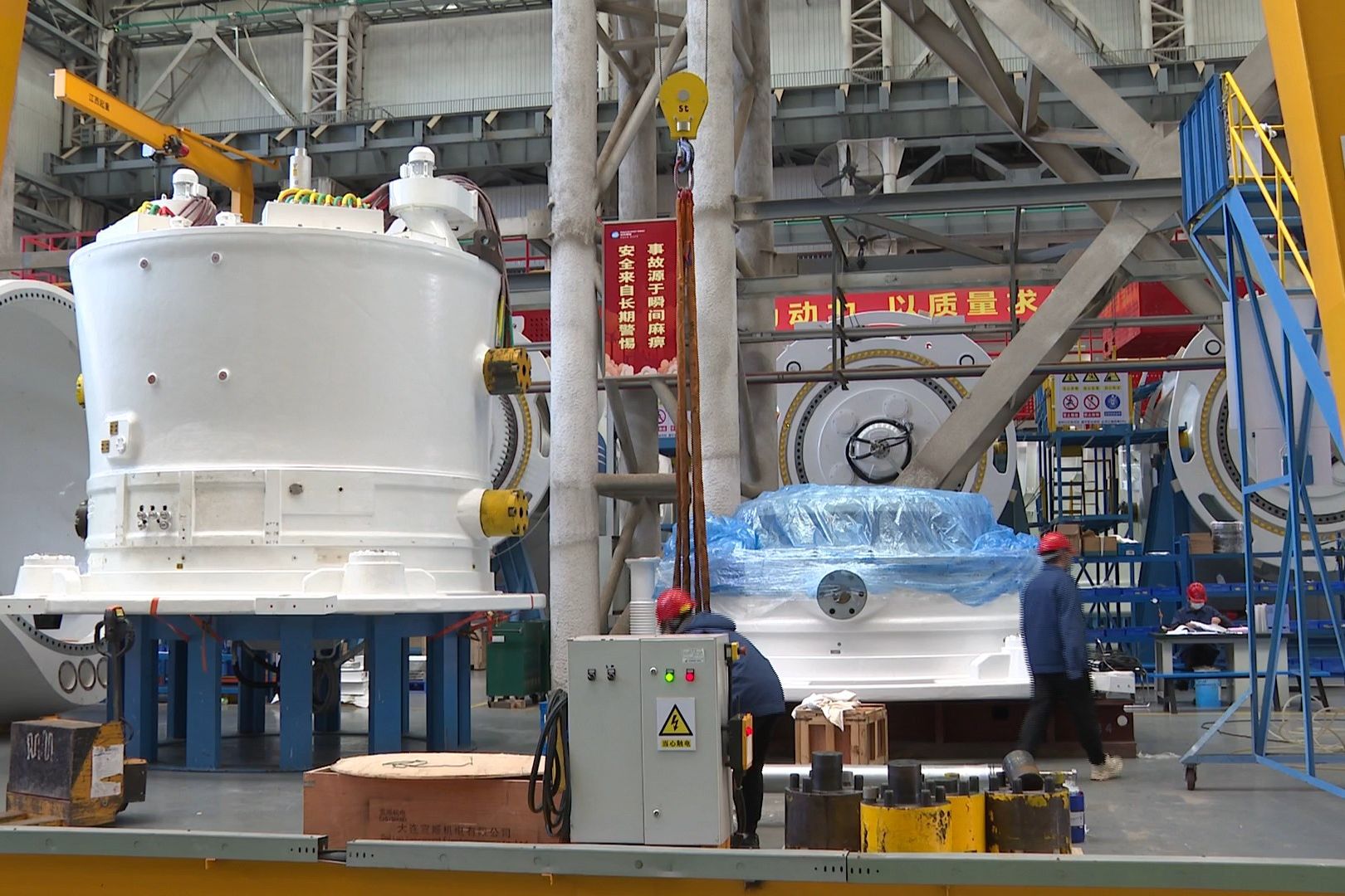 陆丰:前三季度经济稳健前行 工业投资驱动高质量发展