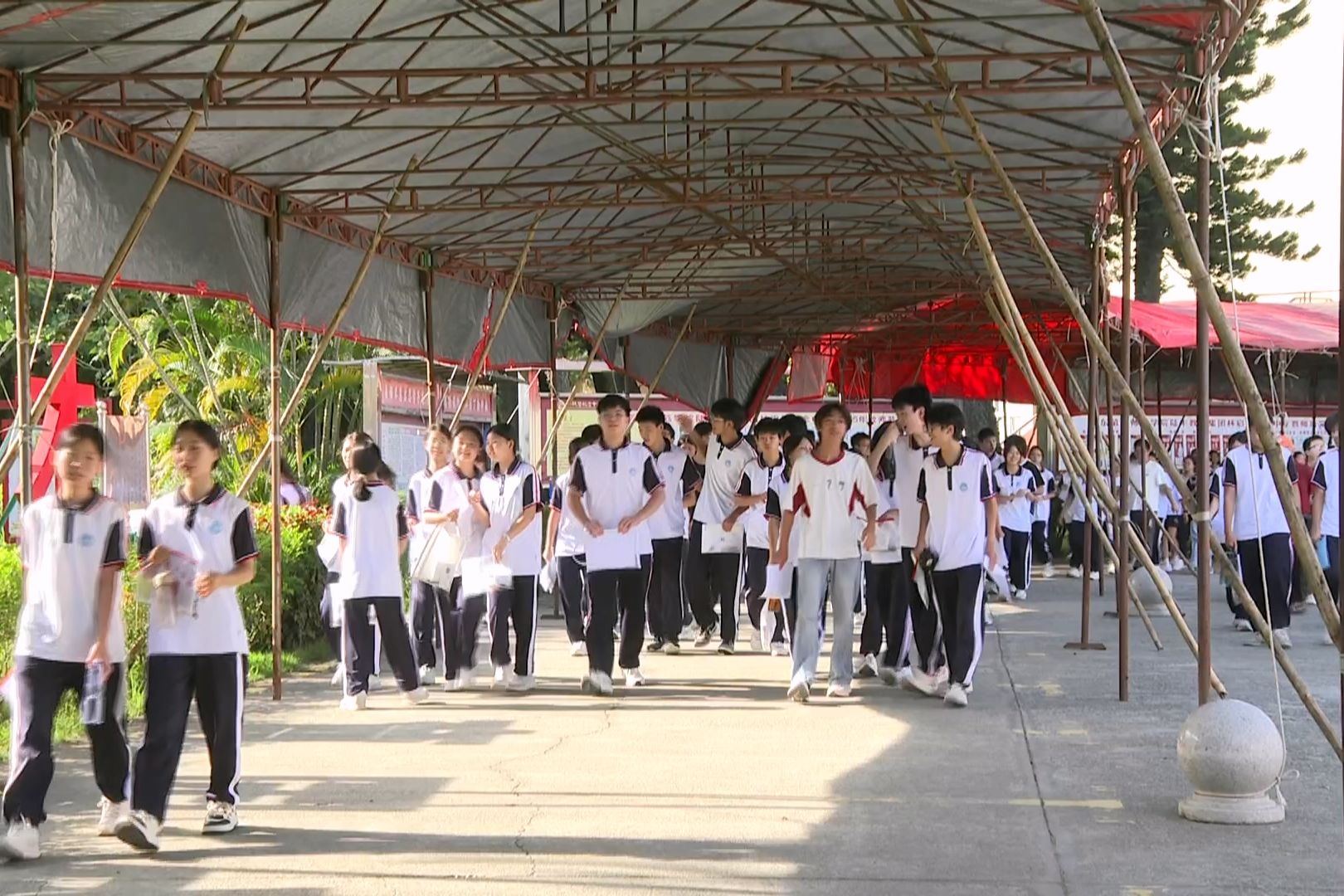 hkexjakrab8ygotf17829912645443633.jpg