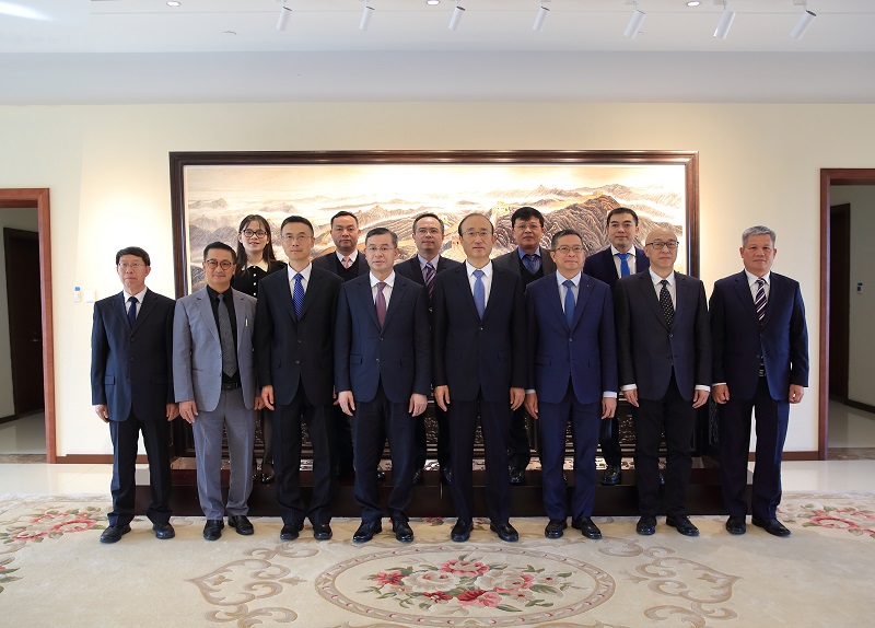 侯凯会见越南审计署审计长吴文俊.jpg