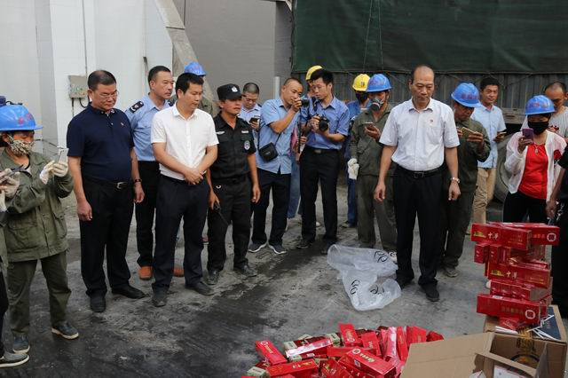 陆丰市集中销毁一批假冒伪劣烟草专卖品