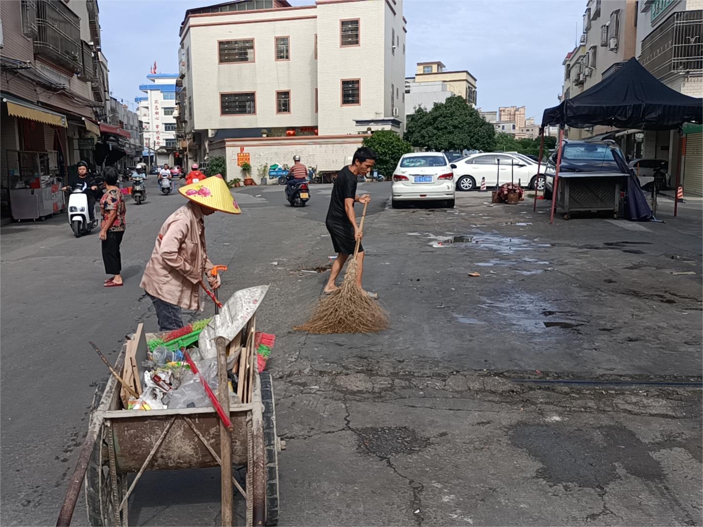 东海街道开展爱国卫生运动